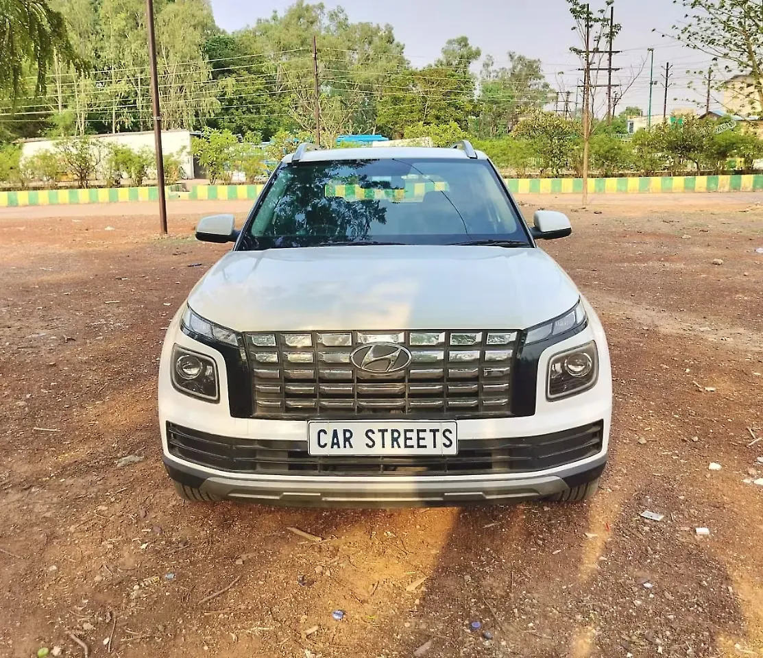 2023 Hyundai Venue SX 1.5 Diesel 1