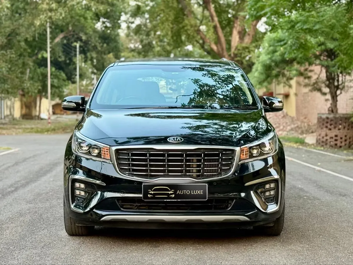 2020 Kia Carnival Limousine Plus 7 STR 1