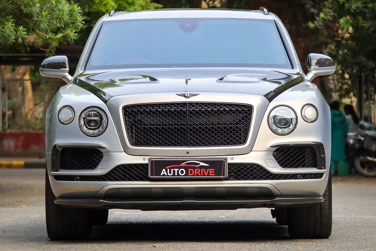 2017 Bentley Bentayga W12 1