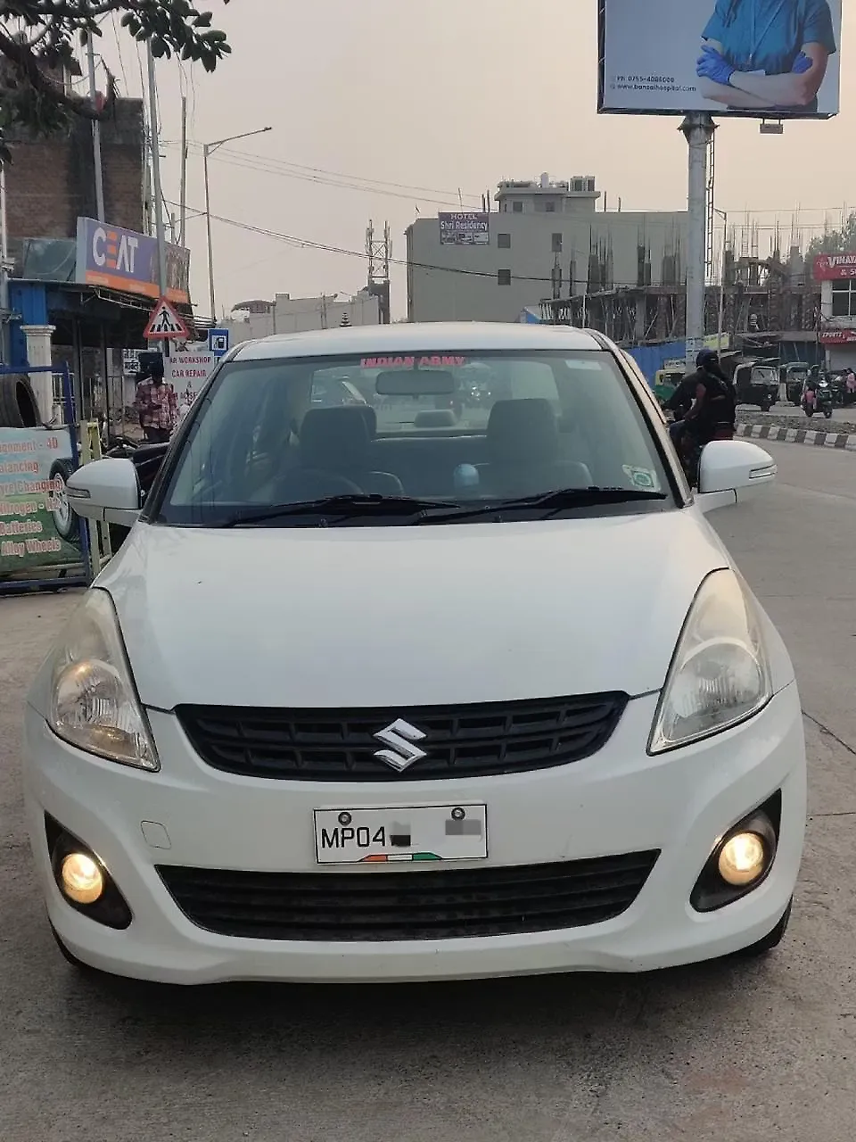 2015 Maruti Suzuki Swift DZire VXI 1