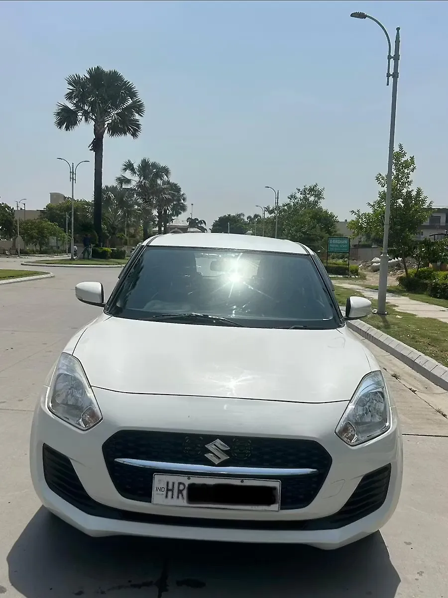 2021 Maruti Suzuki Swift VXi [2021-2023] 1