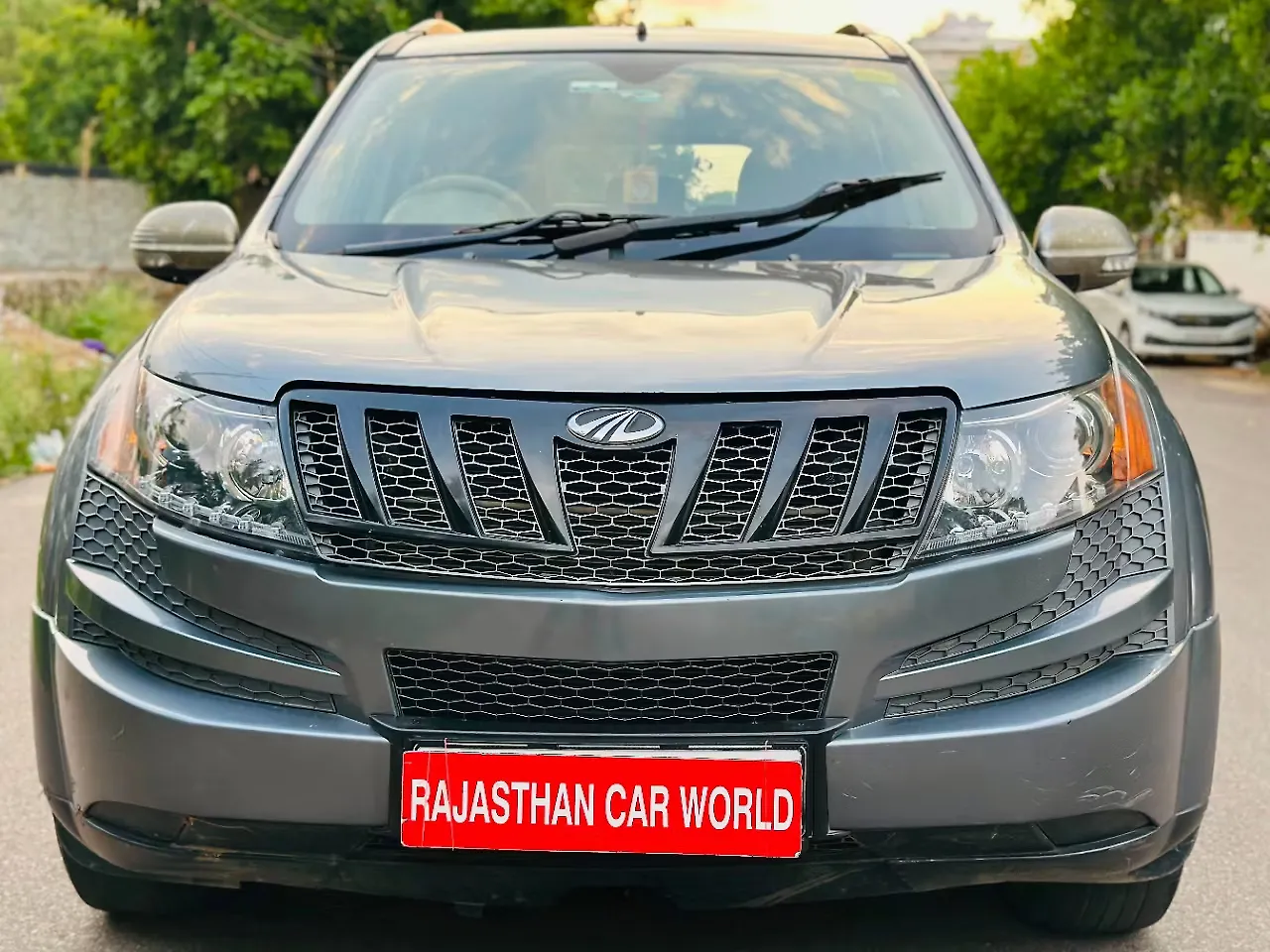 2014 Mahindra XUV500 W4 1