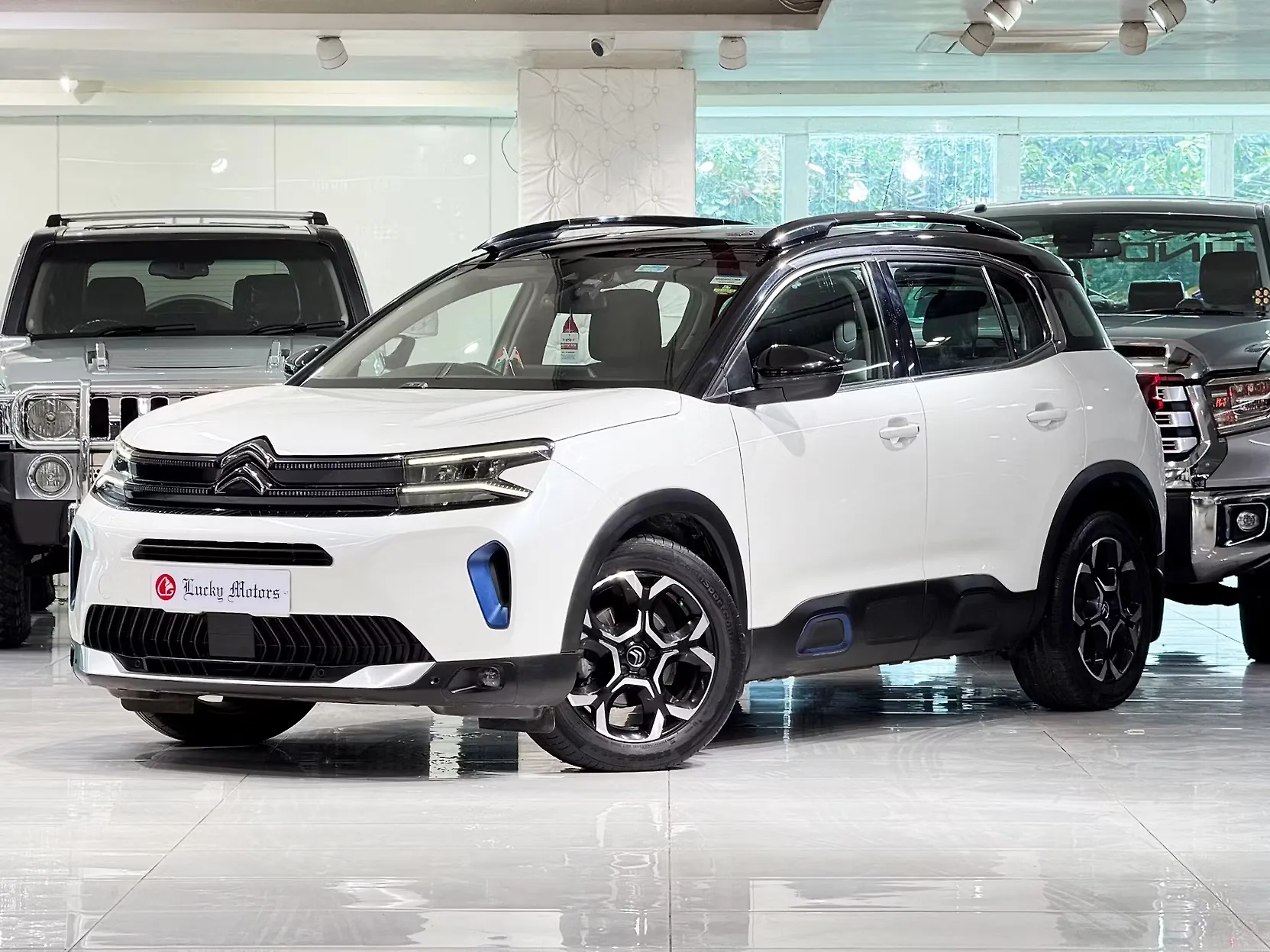 2023 Citroen C5 Aircross Shine Dual Tone 1