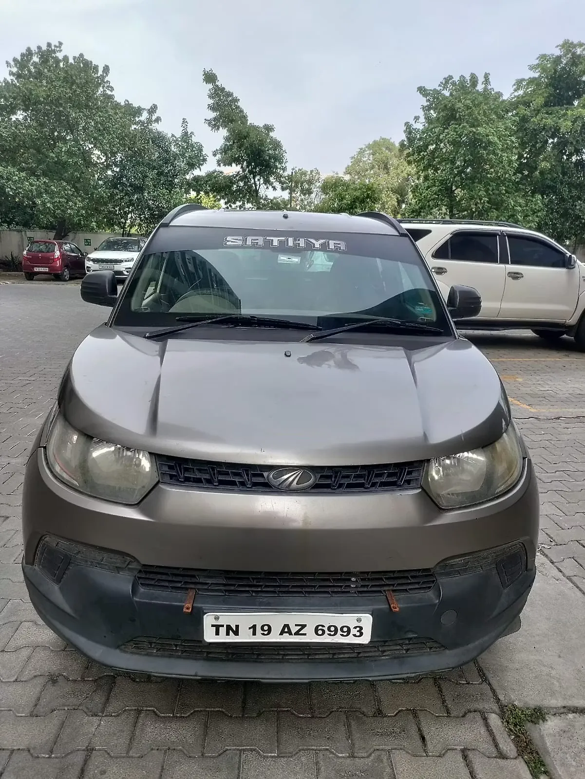 2017 Mahindra KUV100 K2 Plus D 6 STR 1