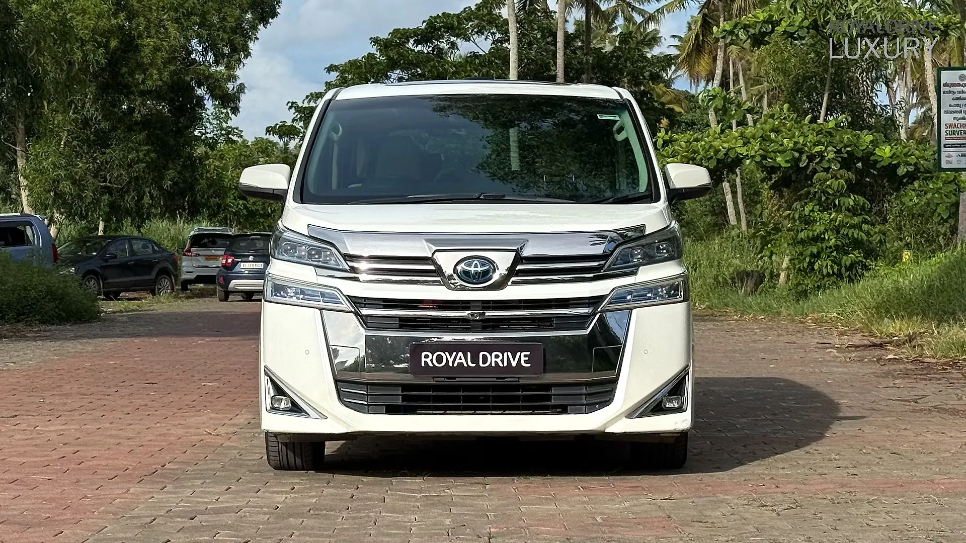 2021 Toyota Vellfire Executive Lounge 1