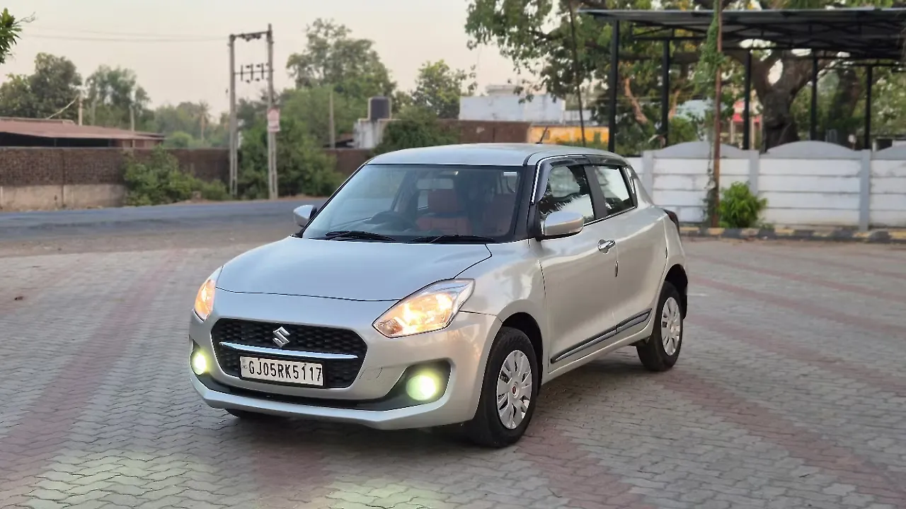 2020 Maruti Suzuki Swift VXi 1