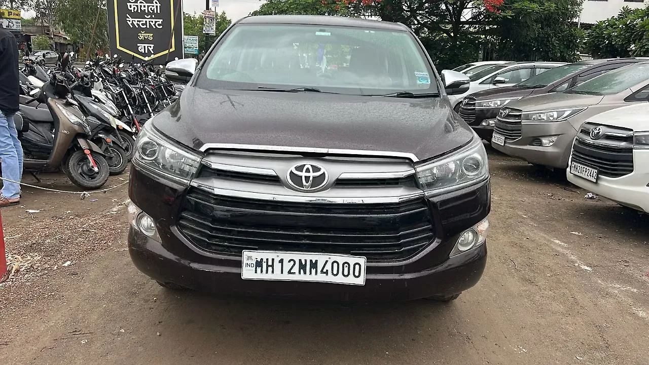 2016 Toyota Innova Crysta 2.8 ZX AT 7 STR [2016-2020] 1