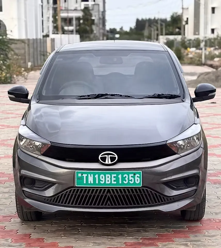 2025 Tata Tiago EV XT 19.2 kWh 1