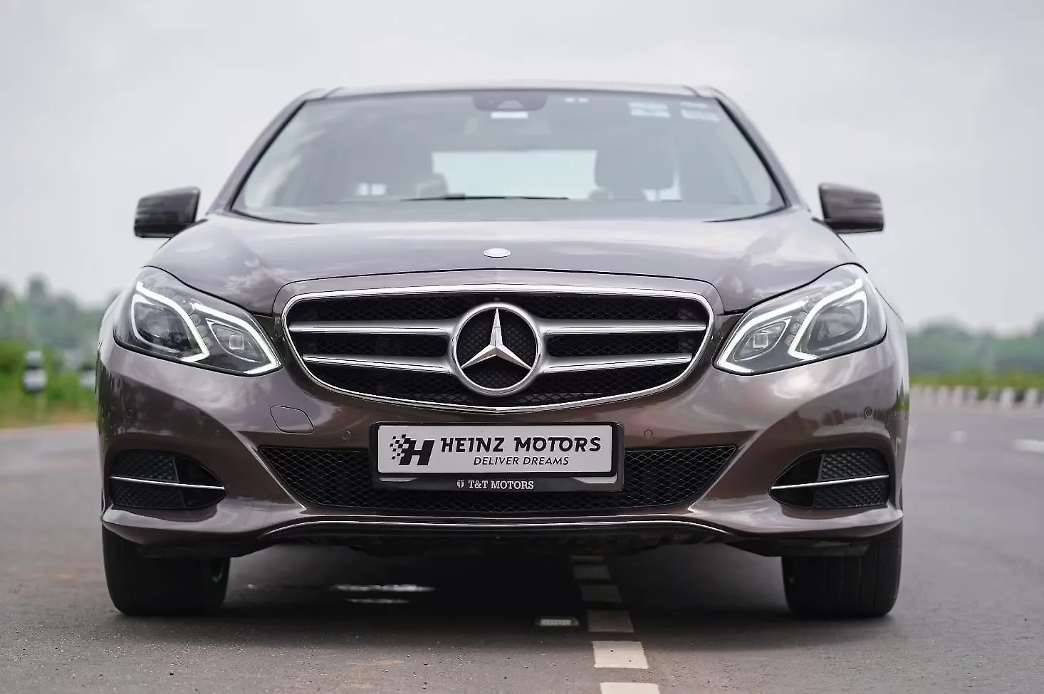 2015 Mercedes-Benz E-Class E 250 CDI Avantgarde 1
