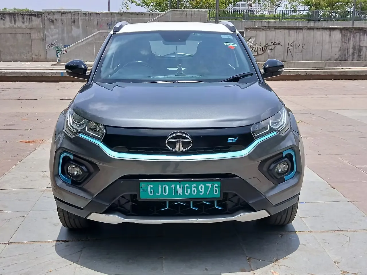 2022 Tata Nexon EV XZ Plus LUX 1