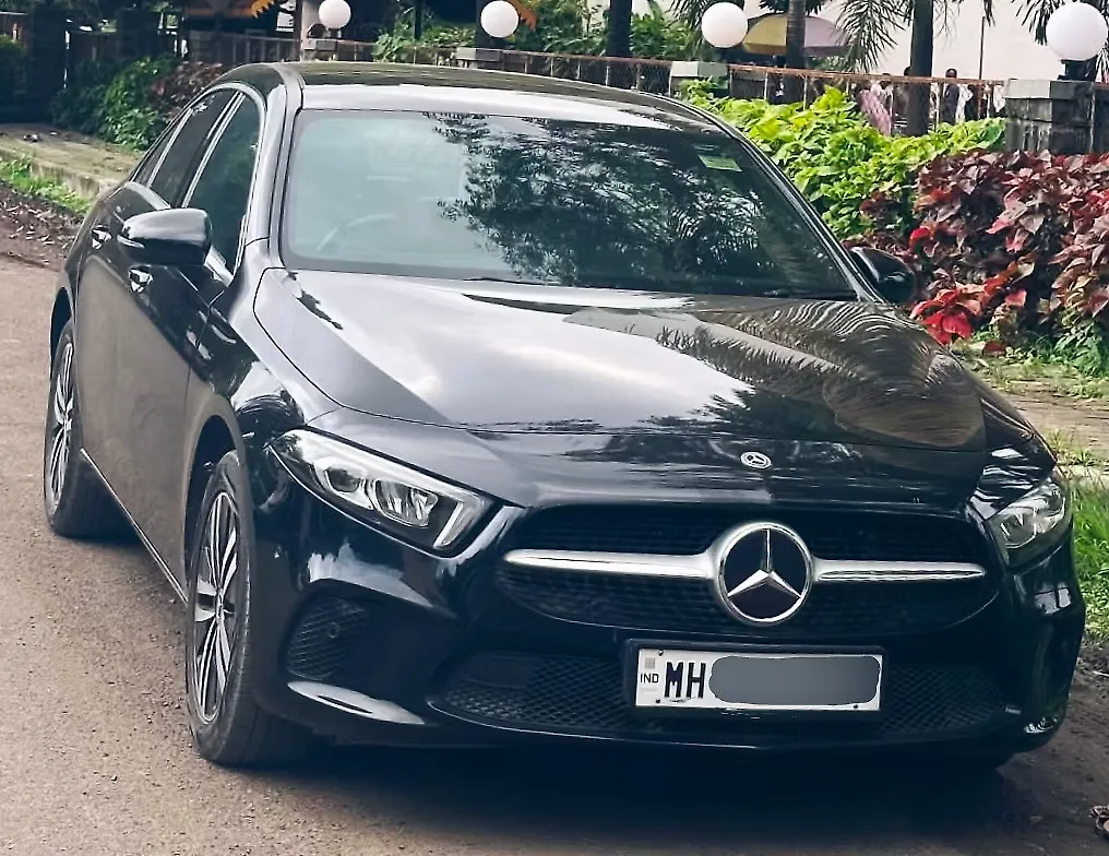 2022 Mercedes-Benz A-Class Limousine 200d 1