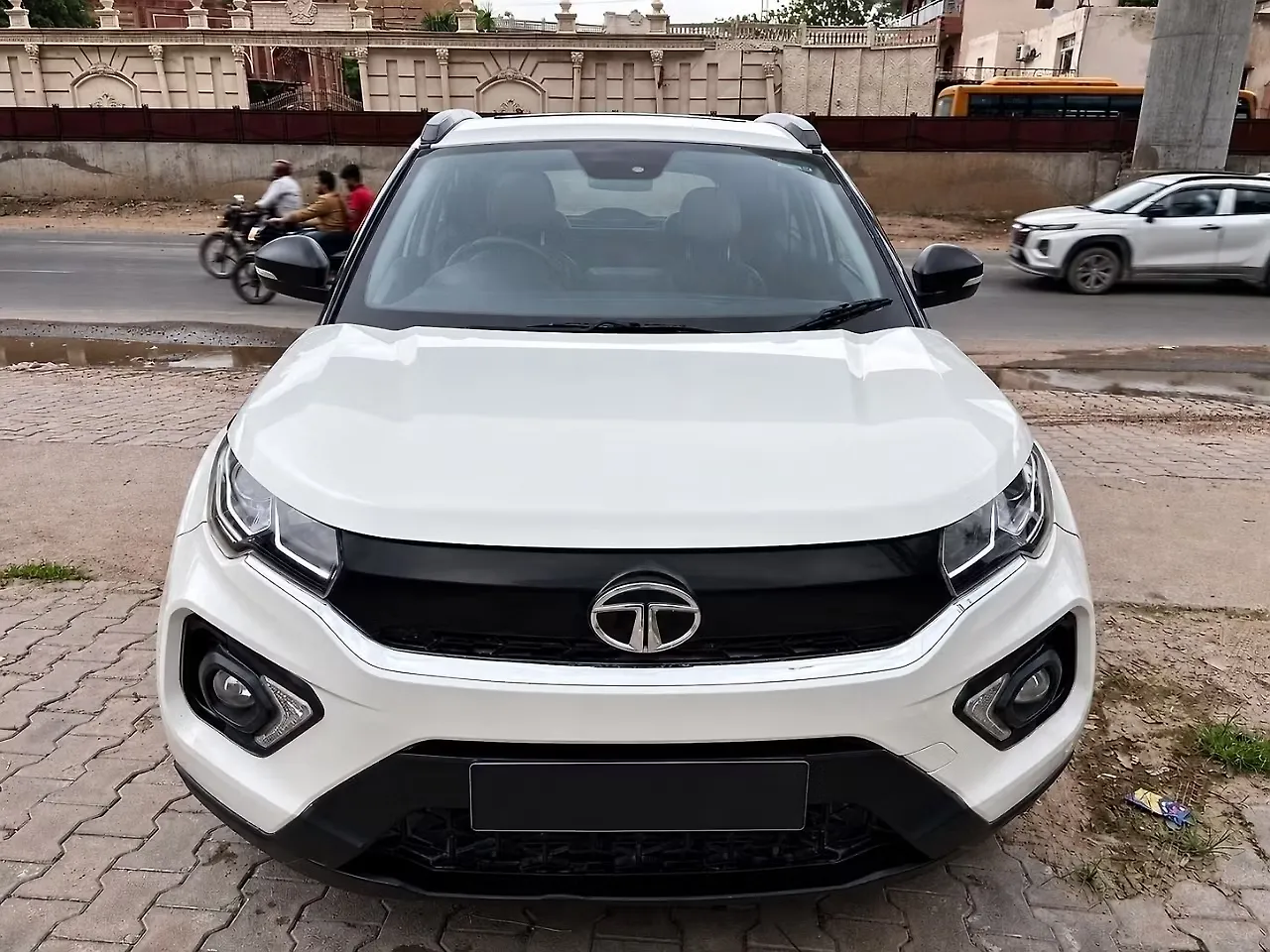 2023 Tata Nexon XM (S) 1