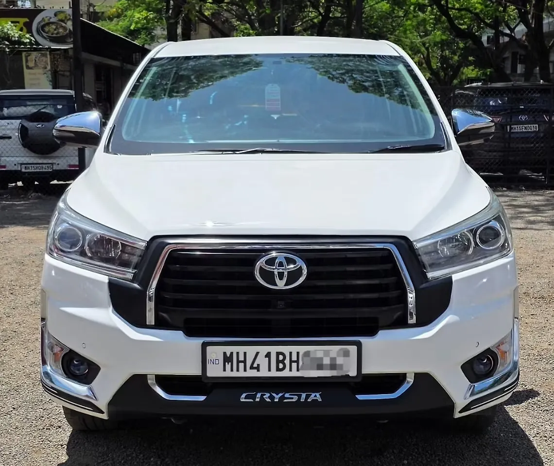 2022 Toyota Innova Crysta ZX 2.4 7 STR 1
