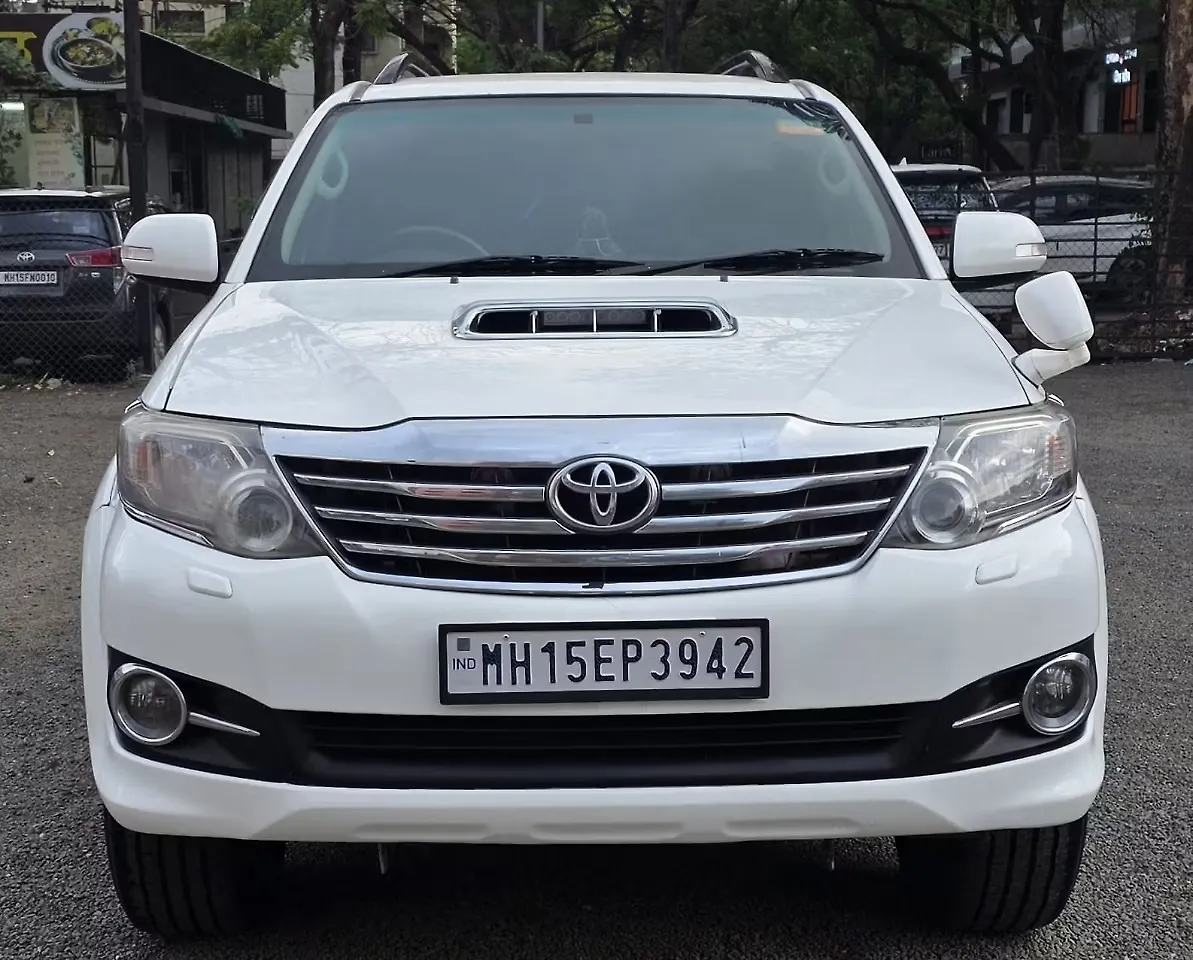 2014 Toyota Fortuner 3.0 4x4 AT 1