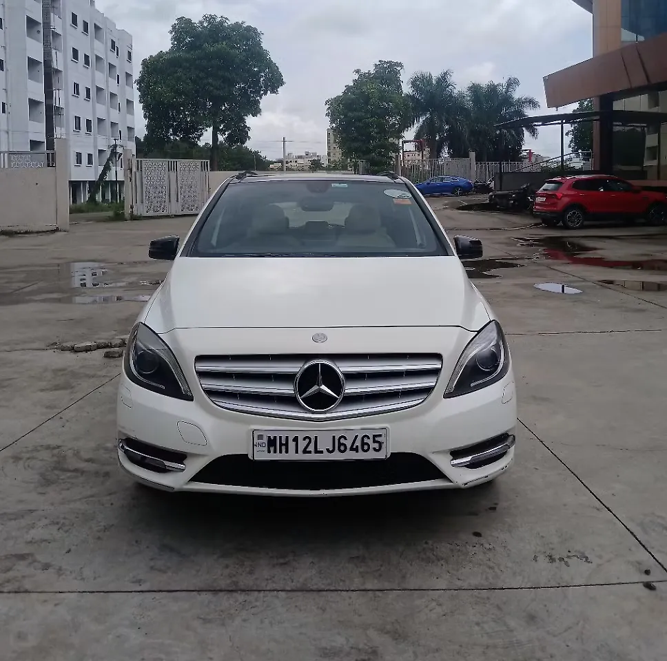 2014 मर्सिडीज़ बेंज़ बी-क्लास b180 cdi 1