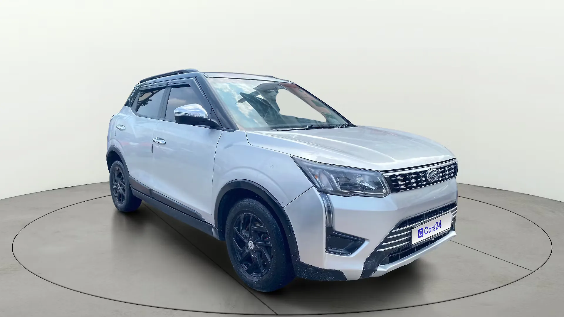 2019 Mahindra XUV300 W8 (O) 1.2 Petrol 1