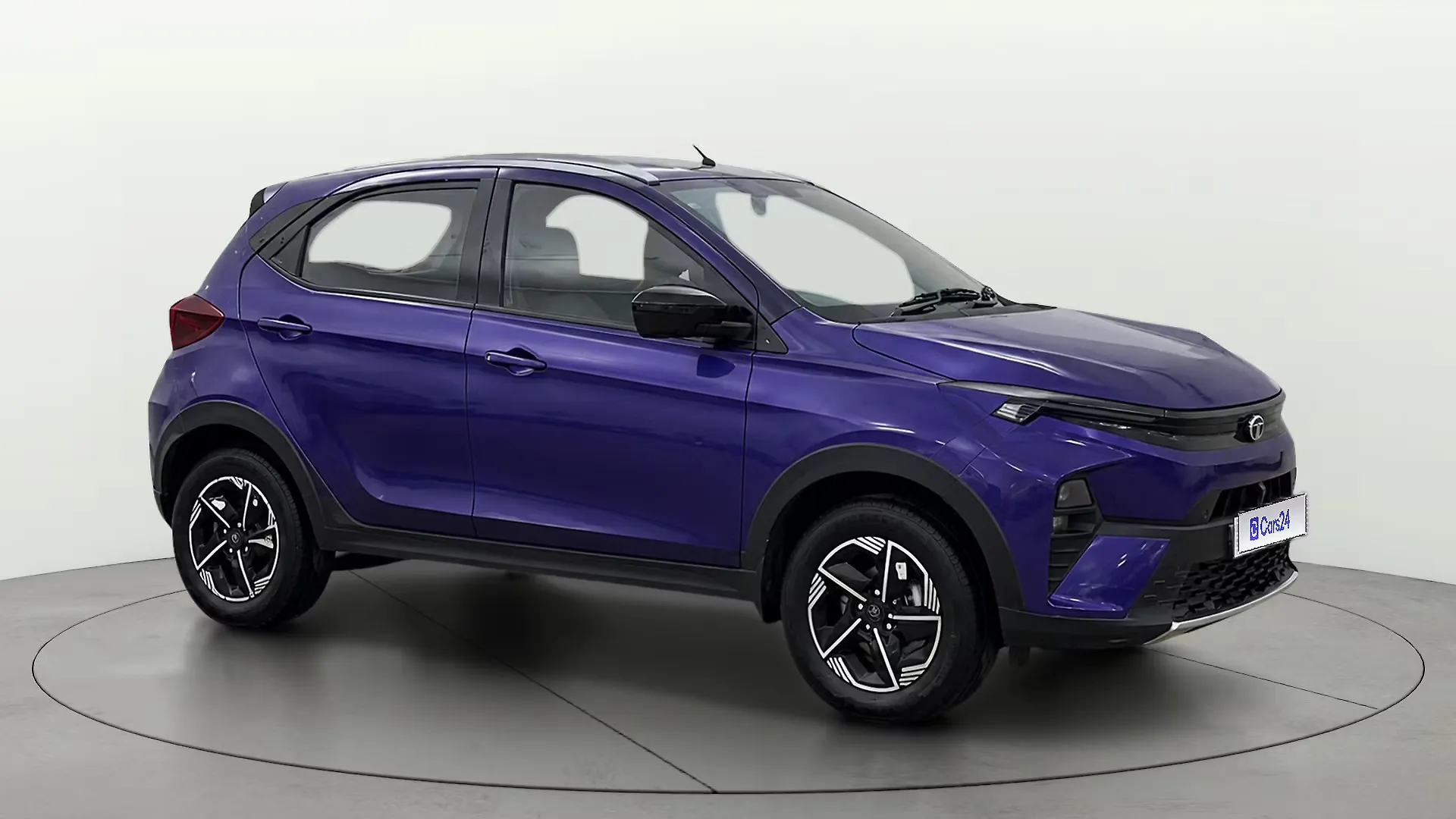 2024 Tata Nexon Fearless Plus (S) 1.2 Petrol 7DCA Dual Tone [2023-2025] 1