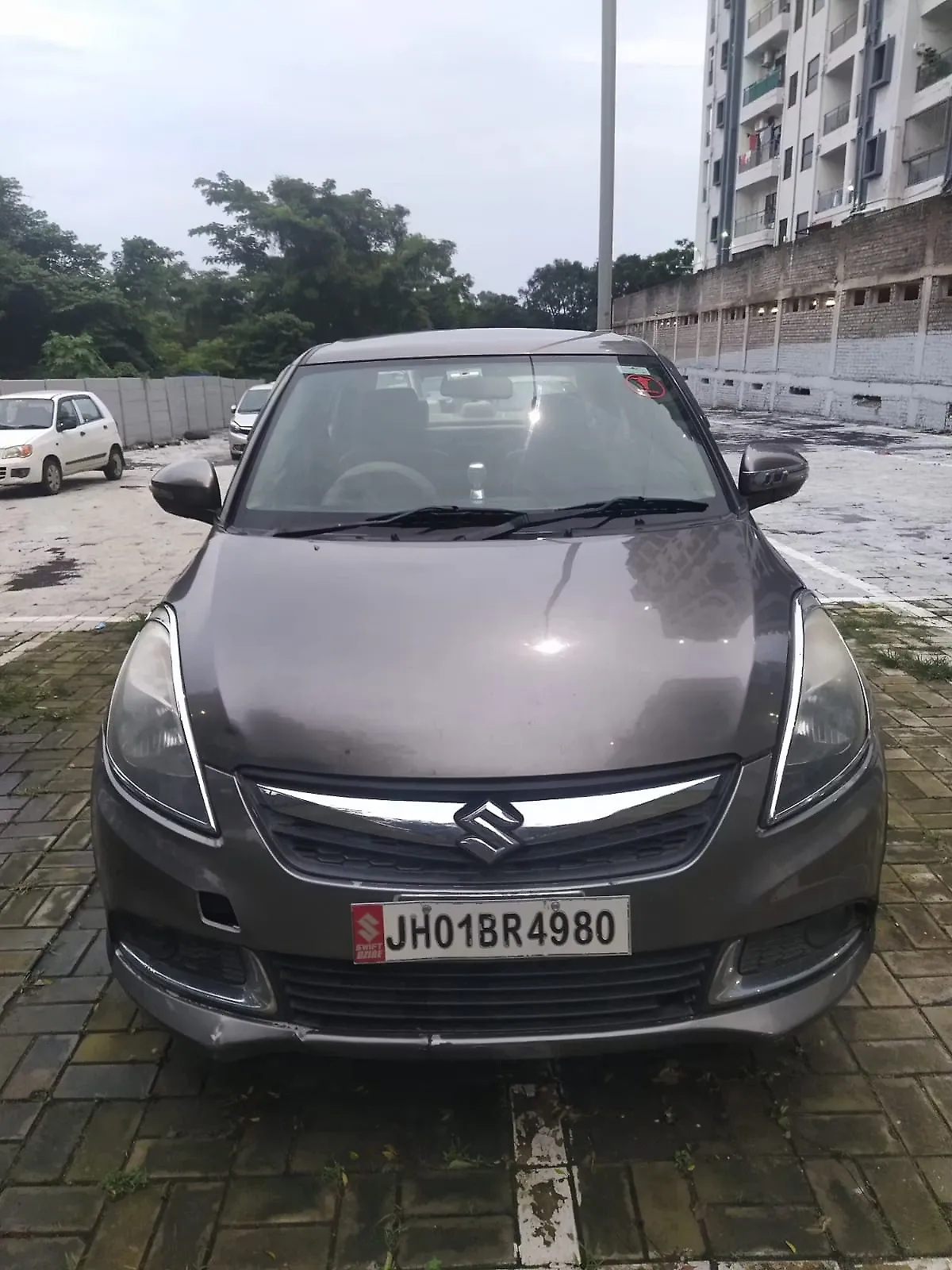 2015 Maruti Suzuki Swift DZire VXI 1