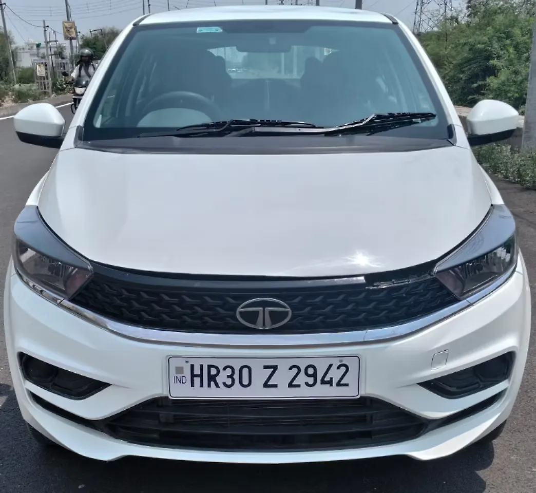 2022 Tata Tigor XM CNG [2022-2023] 1