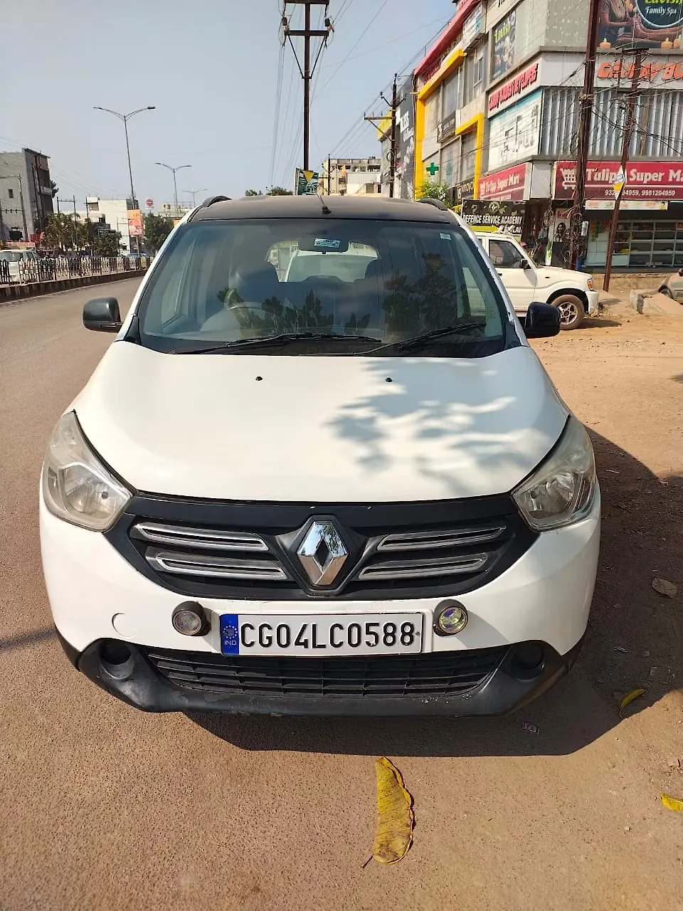 2015 Renault Lodgy 110 PS RxL 7 STR [2016] 1
