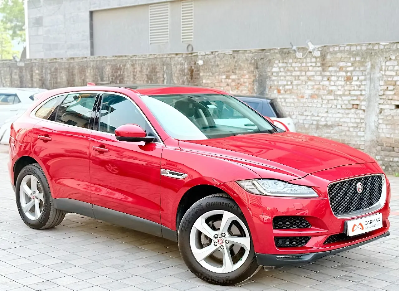 2018 Jaguar F-Pace Prestige 1