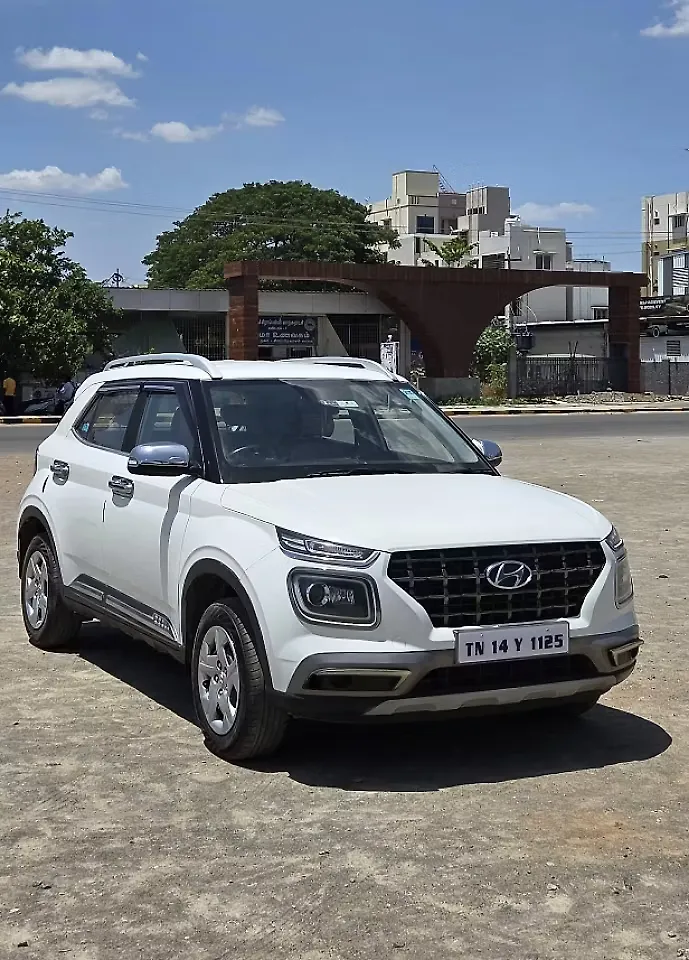 2021 Hyundai Venue S Plus 1.2 Petrol 1