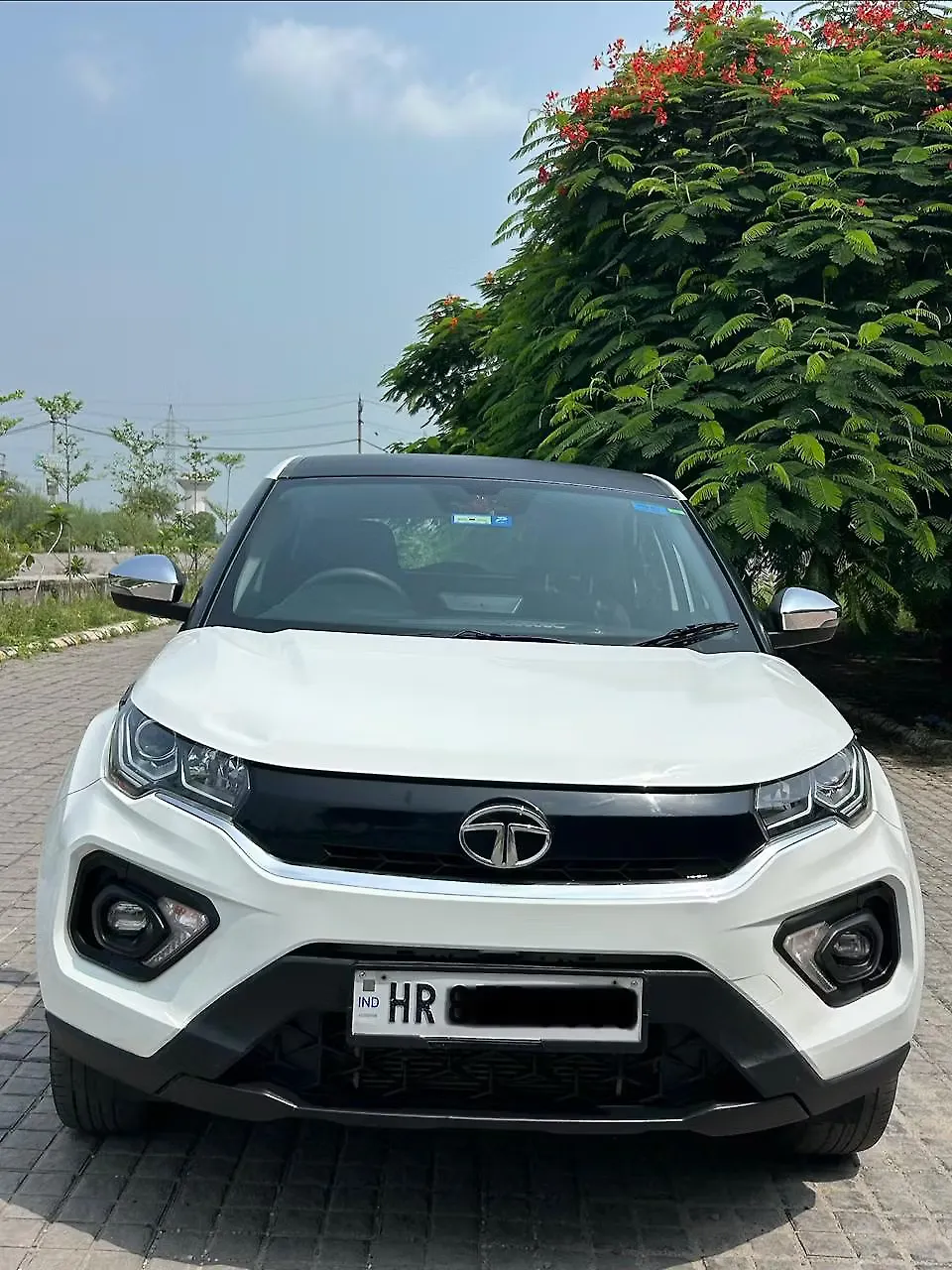 2022 Tata Nexon XE [2020-2023] 1