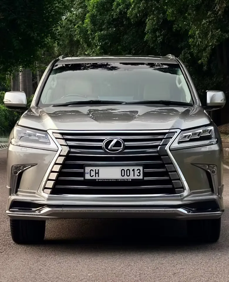2021 Lexus LX V8 AT 1