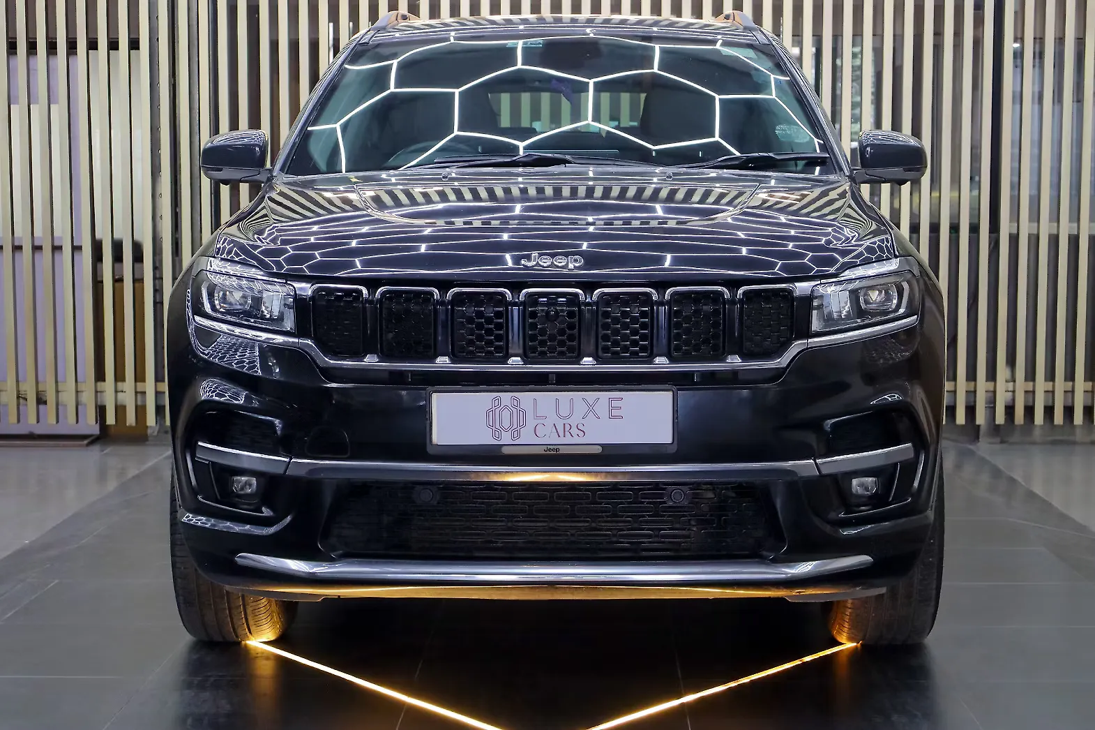 2023 Jeep Meridian Limited Plus 4x2 AT 1