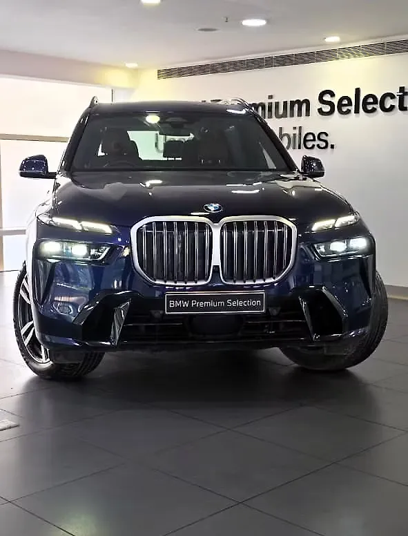 2025 BMW X7 xDrive40d M Sport 1