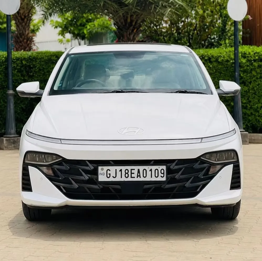 2023 हुंडई वरना SX (O) Petrol 1.5L Automatic (CVT) 1