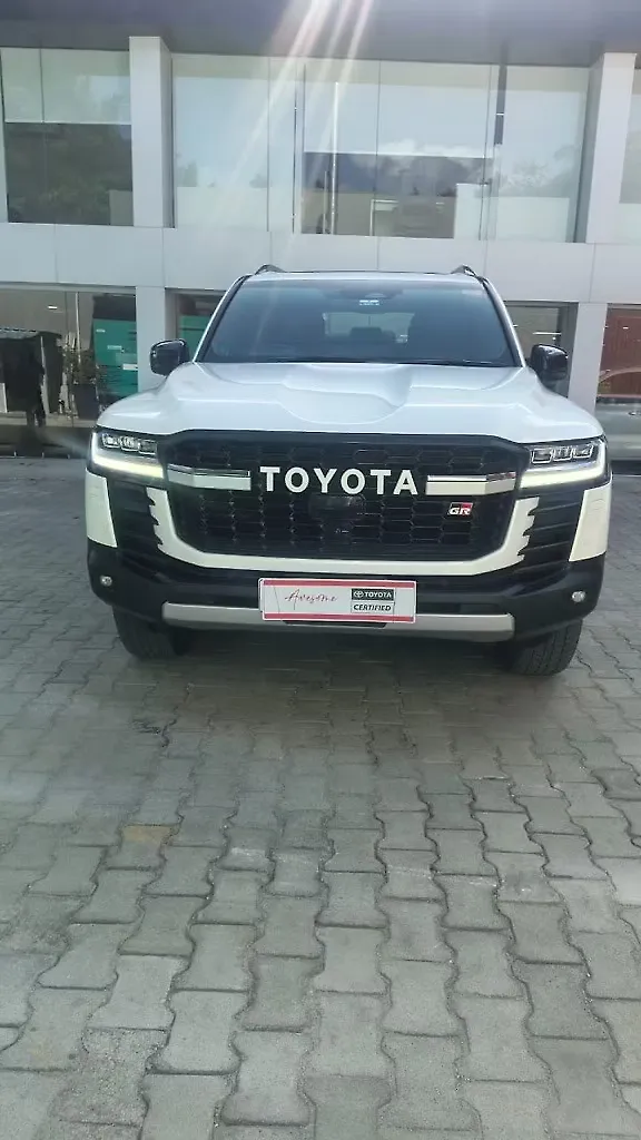 2025 Toyota Land Cruiser GR-S Diesel 3.3L Turbo Automatic 1