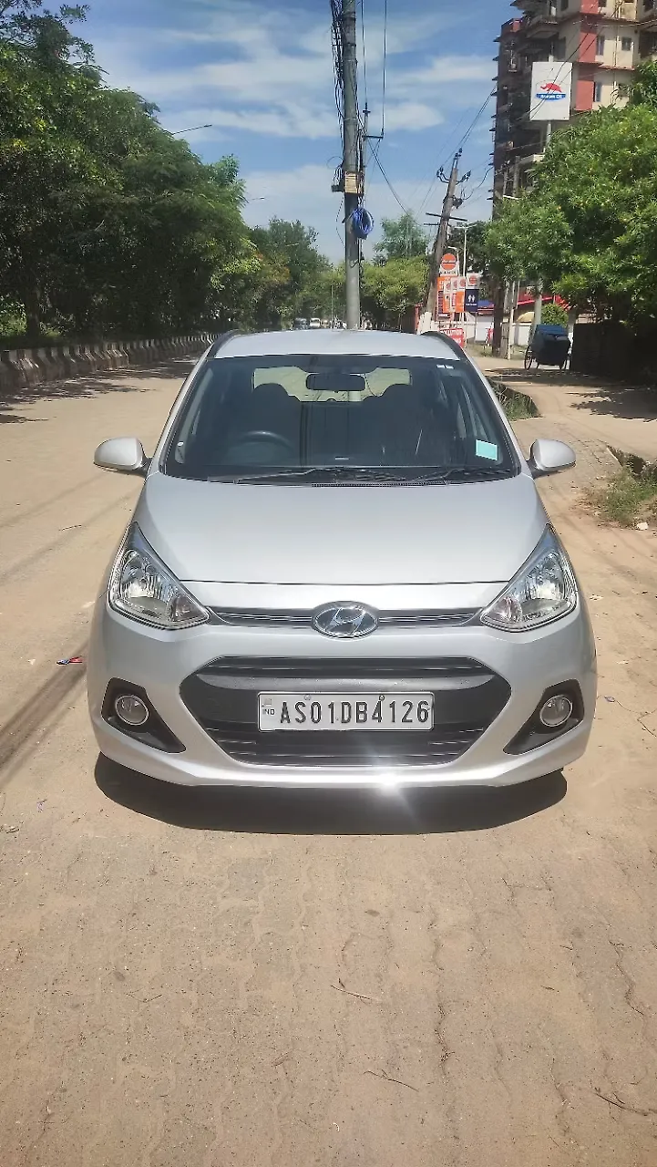 2016 Hyundai Grand i10 Sportz 1.2 Kappa VTVT [2013-2016] 1