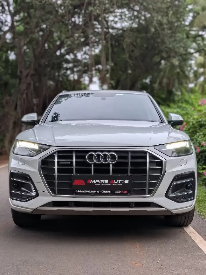 2024 Audi Q5 Technology 45 TFSI [2021-2024] 1