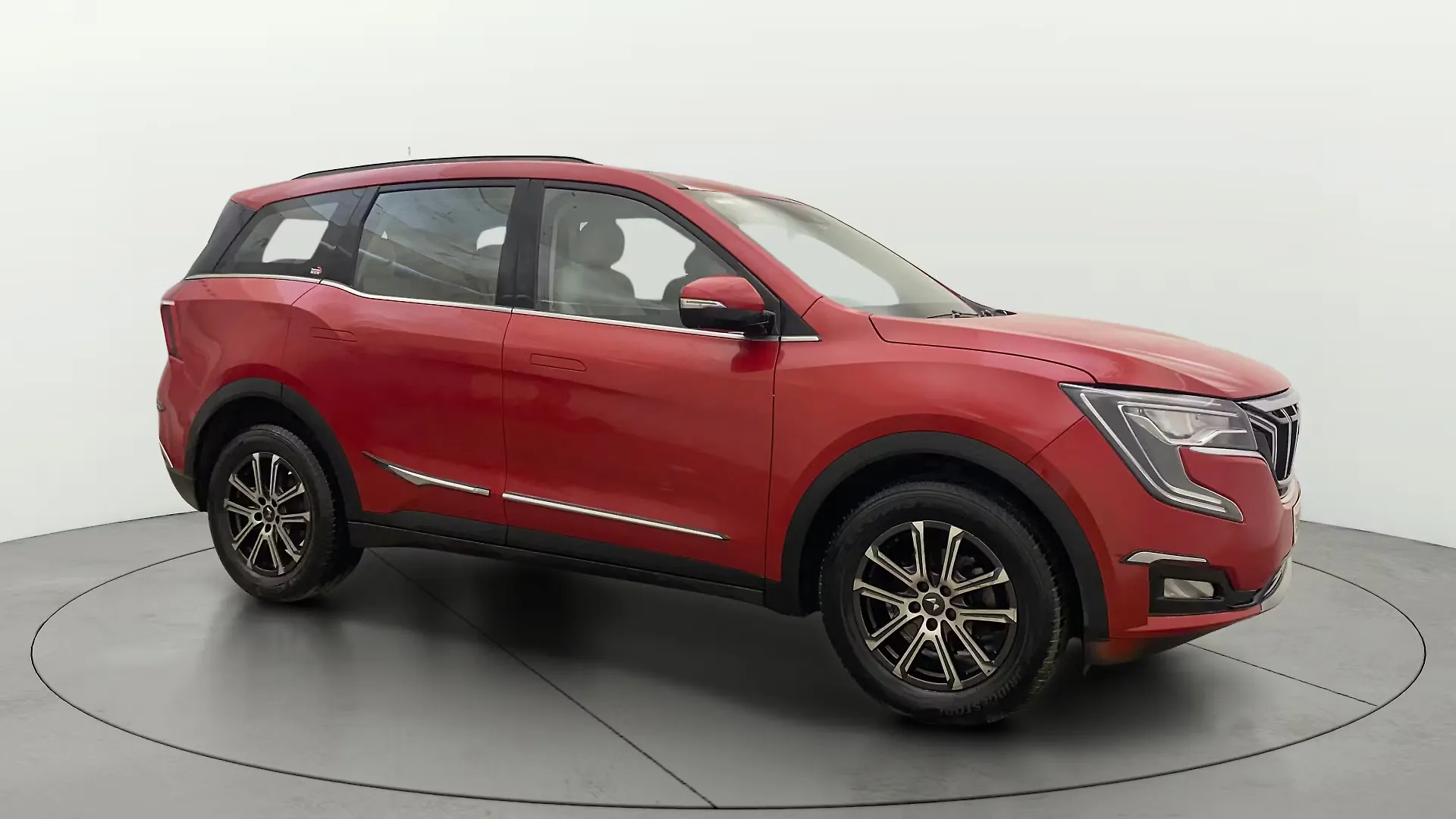 2022 Mahindra XUV700 AX 7 Diesel MT 7 STR [2021] 1