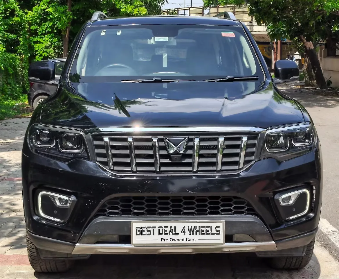 2024 Mahindra Scorpio N Z8 Diesel MT 4WD 7 STR 1