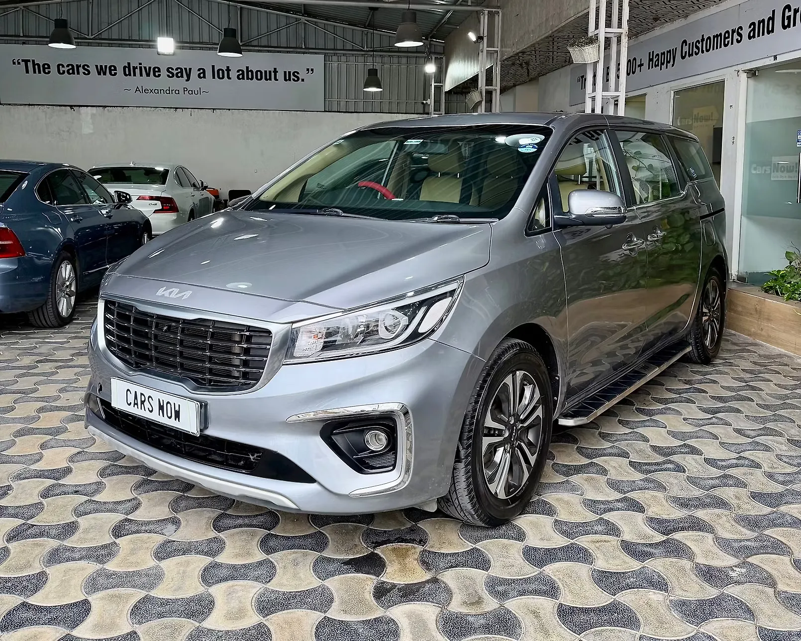2022 Kia Carnival Premium 7 STR 1