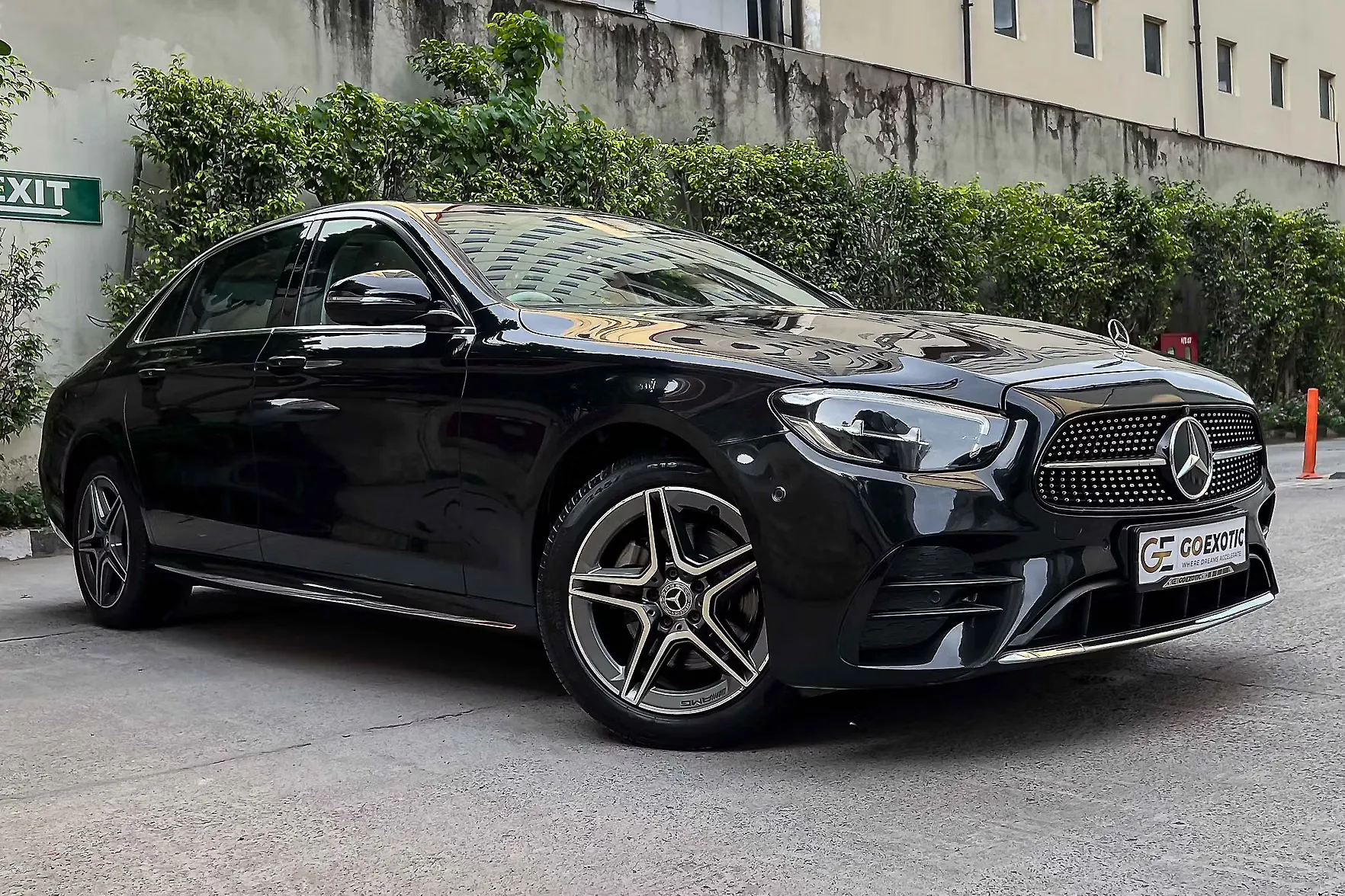 2023 Mercedes-Benz E-Class E200 1