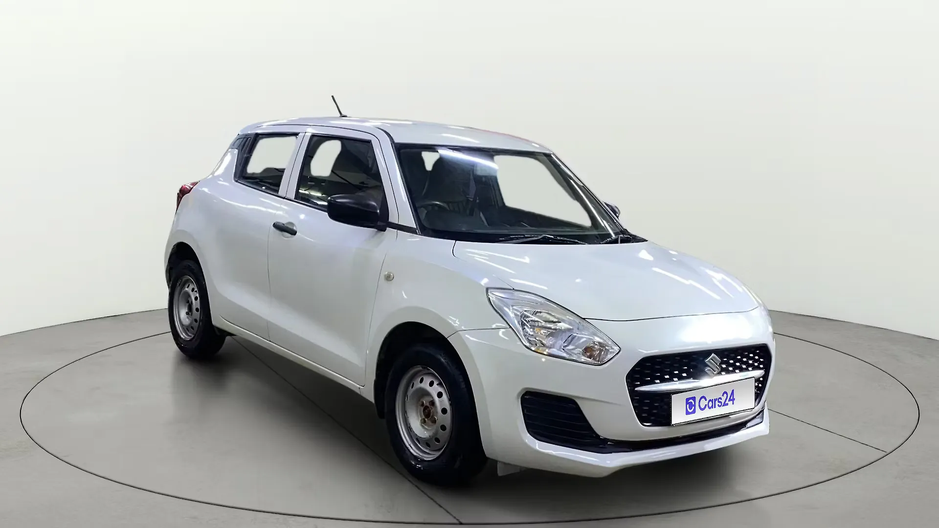 2022 Maruti Suzuki Swift LXi [2021-2023] 1