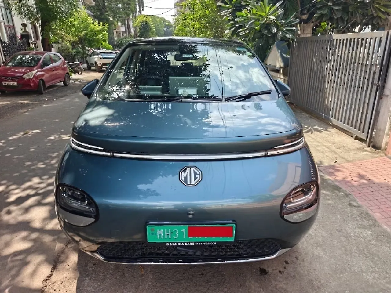 2025 MG Windsor EV Essence 38.0 kWh 1