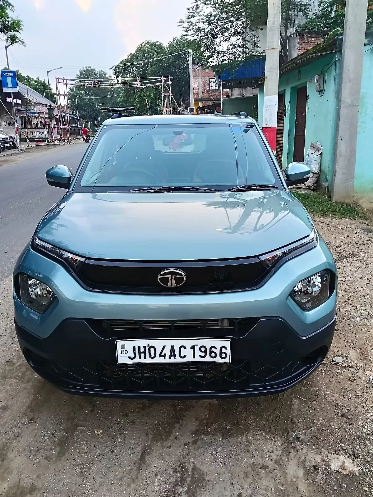 2024 Tata Punch Adventure MT 1