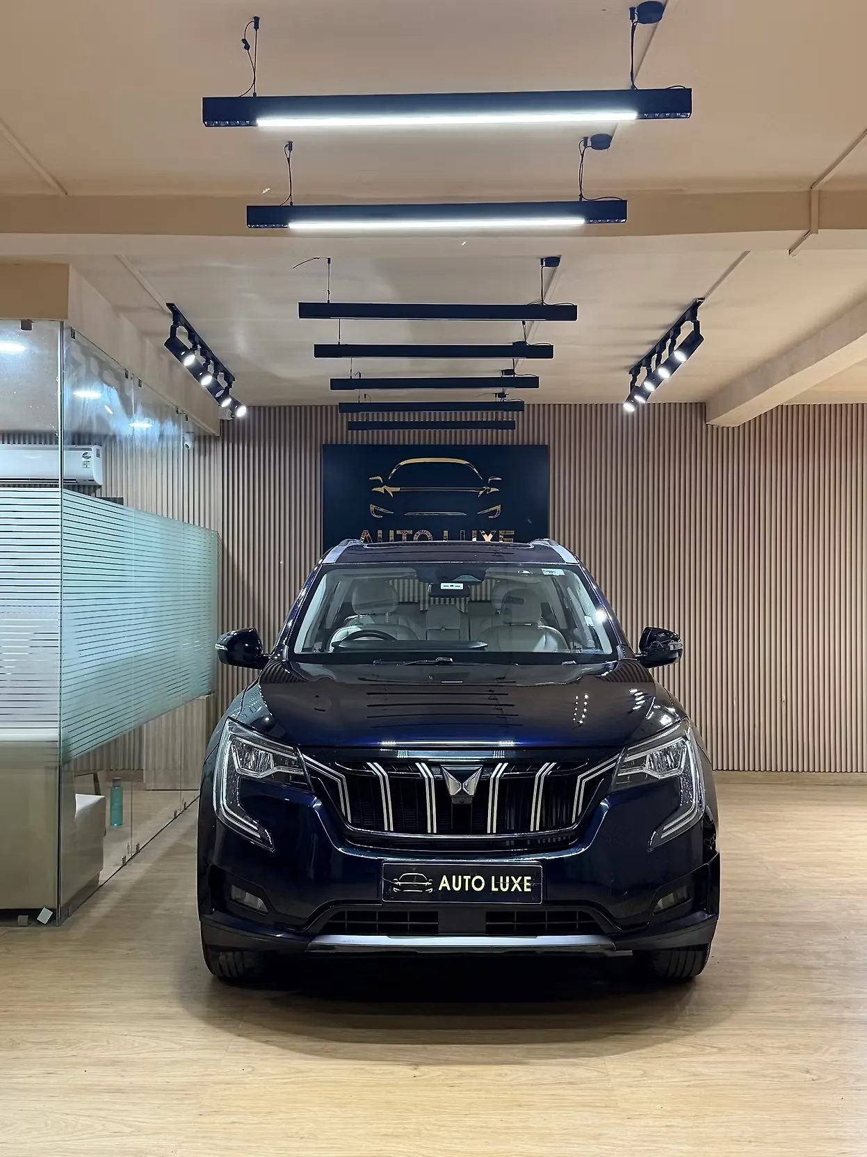 2022 Mahindra XUV700 AX 7 Diesel MT 7 STR [2021] 1