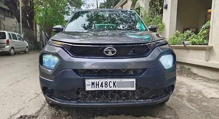2022 Tata Punch Adventure MT [2021-2023] 1