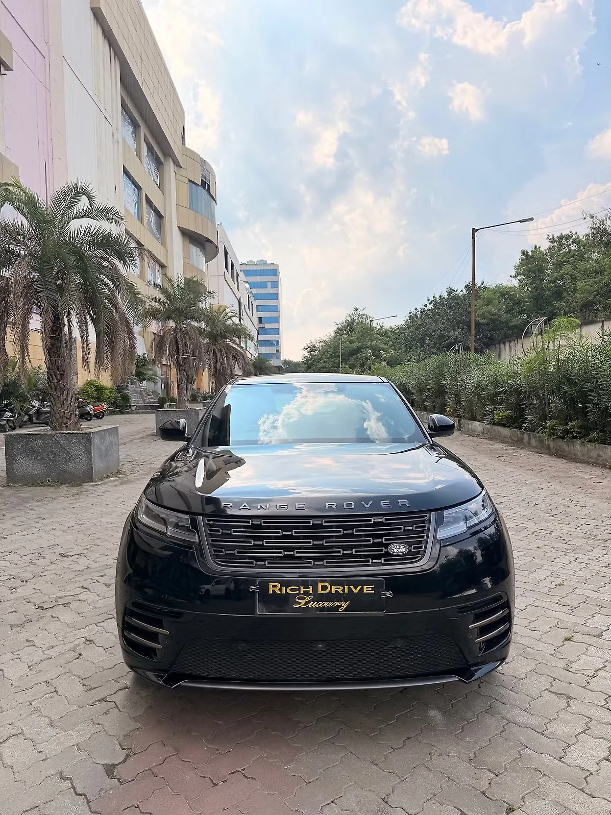 2023 Land Rover Range Rover Velar 2.0 R-Dynamic HSE Diesel 180 [2017-2021] 1