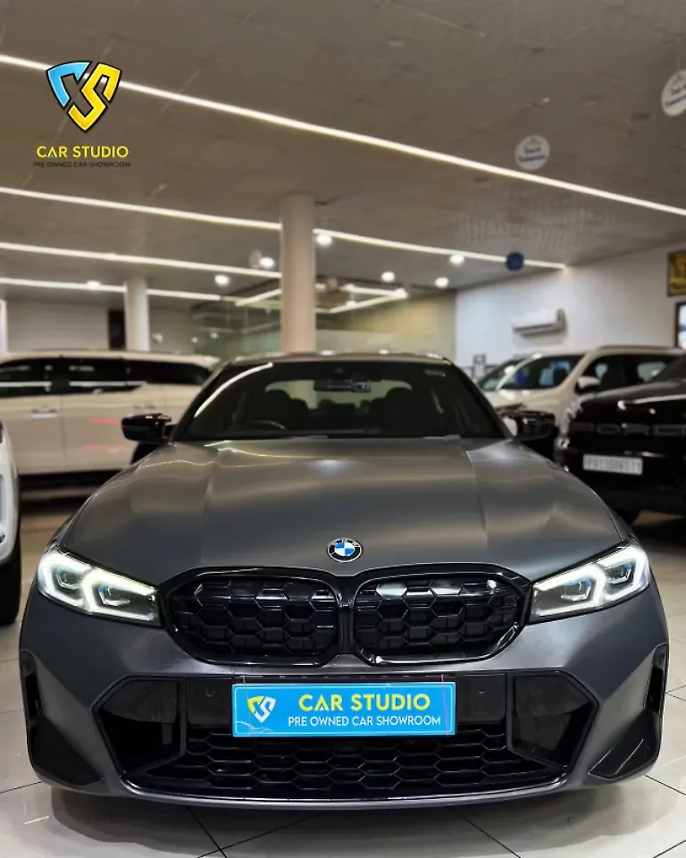 2023 BMW 3-Series xDrive [2023-2024] 1
