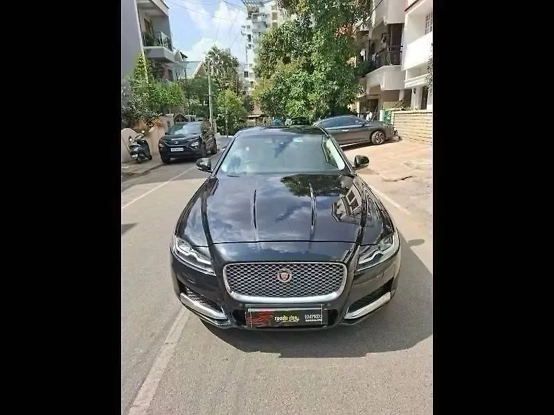 2020 Jaguar XF Prestige Petrol [2017-2020] 1