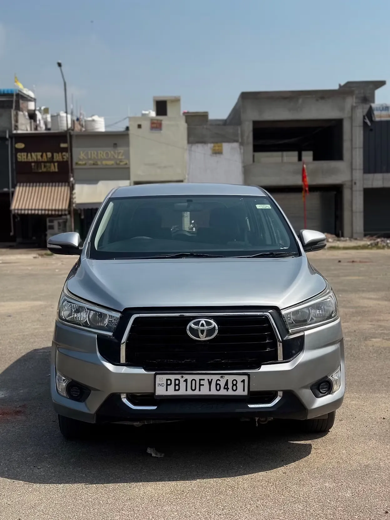 2016 Toyota Innova Crysta 2.4 GX 7 STR [2016-2020] 1