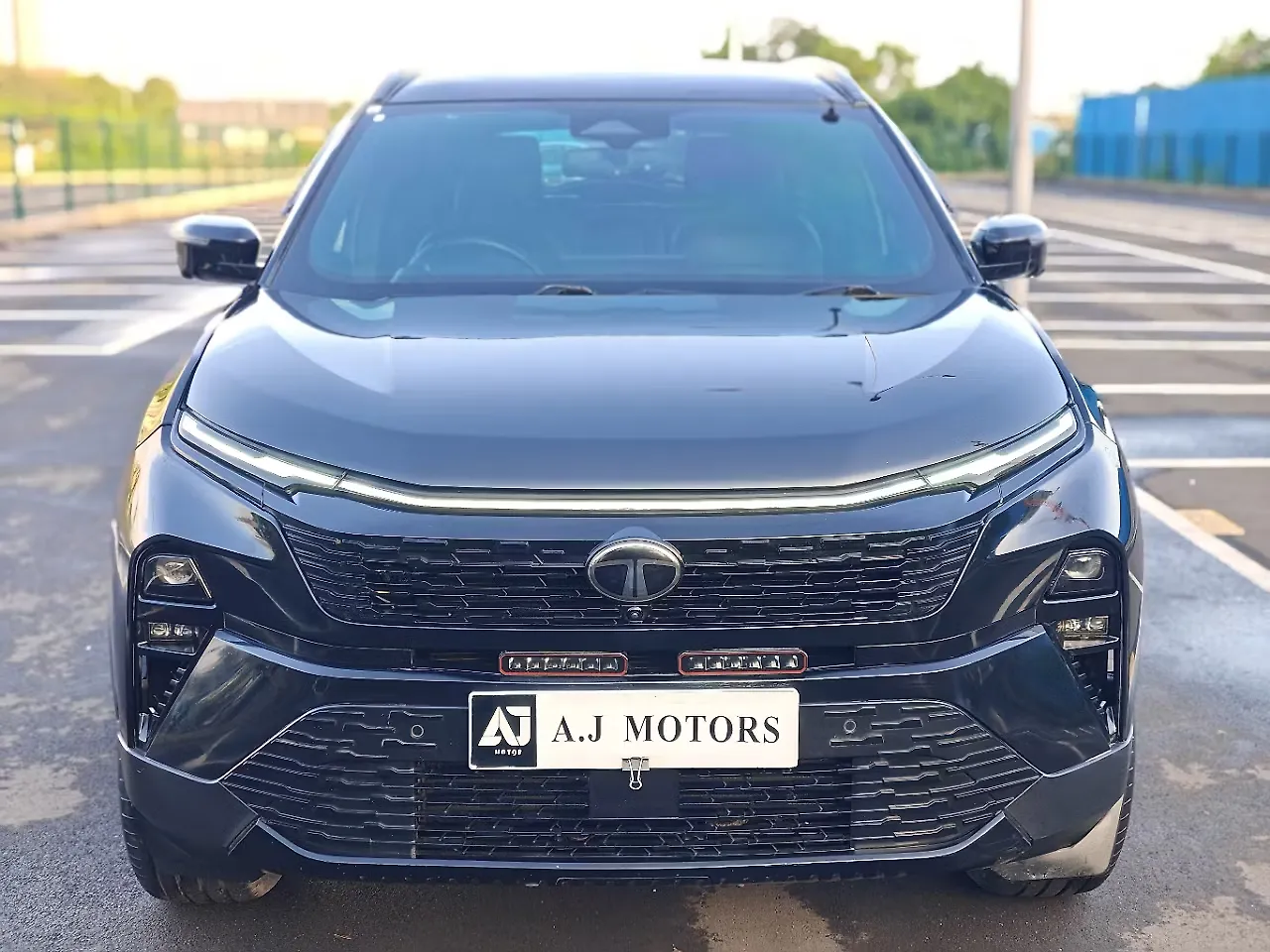 2024 Tata Harrier Fearless Plus Dark Edition AT 1