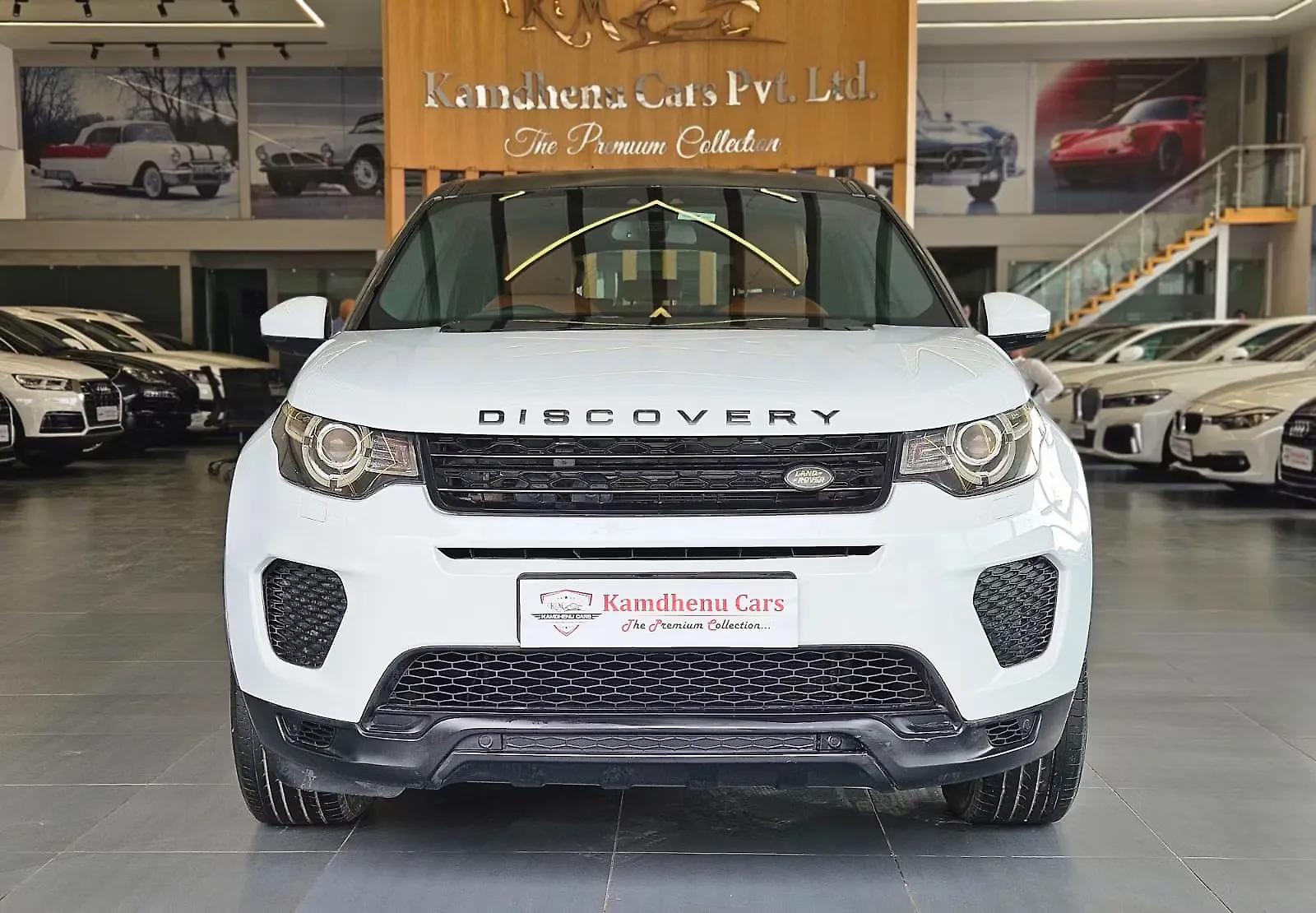 2019 Land Rover Discovery Sport Landmark Edition 1