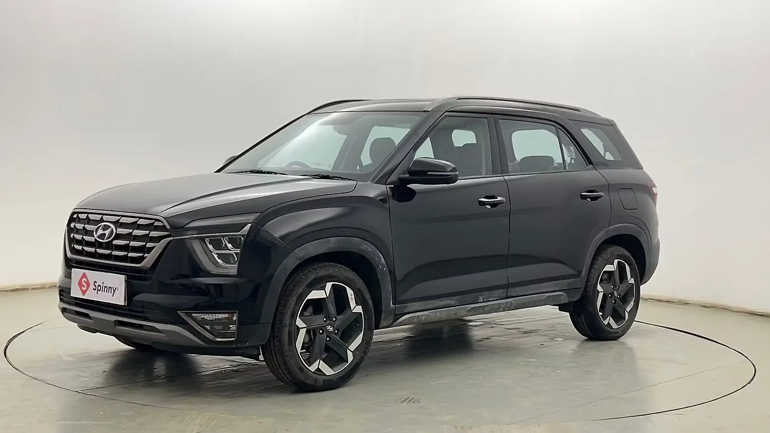 2023 Hyundai Alcazar Platinum 7 STR 1.5 Turbo Petrol 1